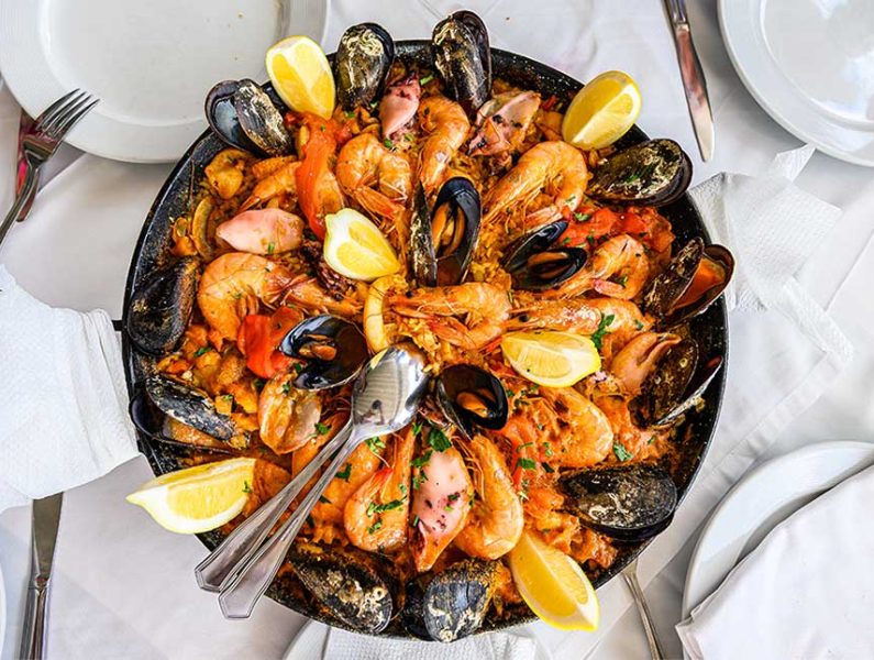 pesquera-chaihuin-paella-mariscos